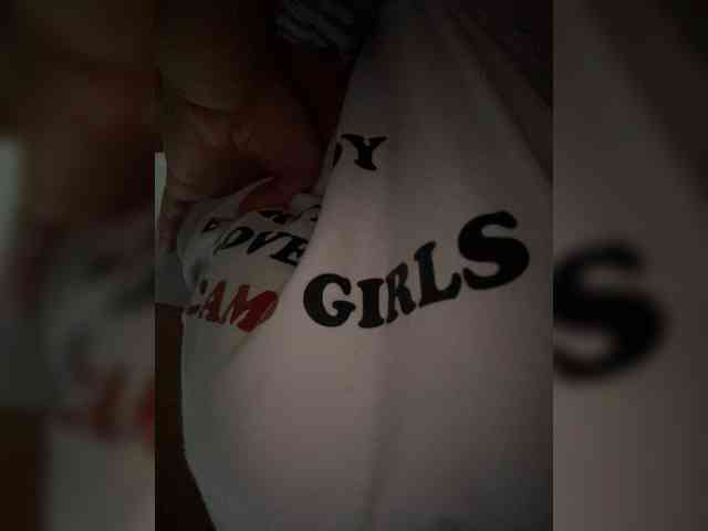 KRISTINCHERRY webcam