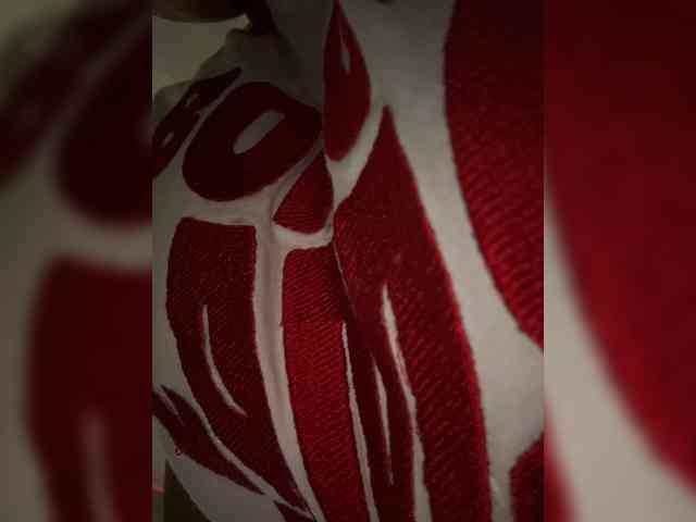 KRISTINCHERRY webcam