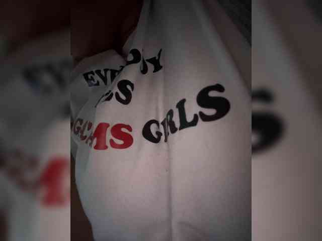 KRISTINCHERRY webcam