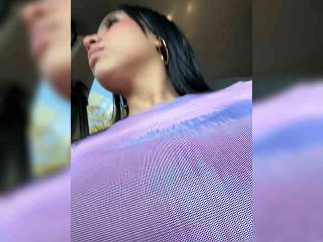 KRISTINCHERRY webcam