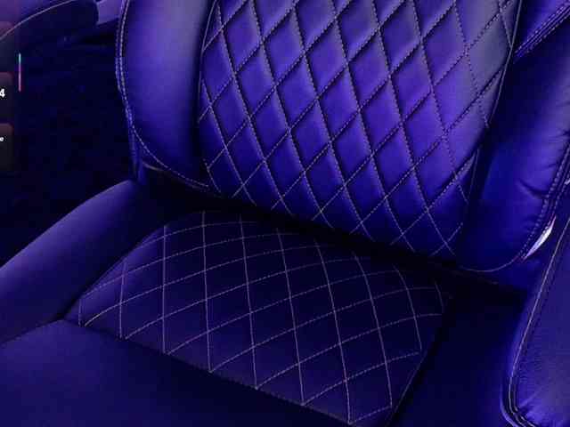 KRISTINCHERRY webcam