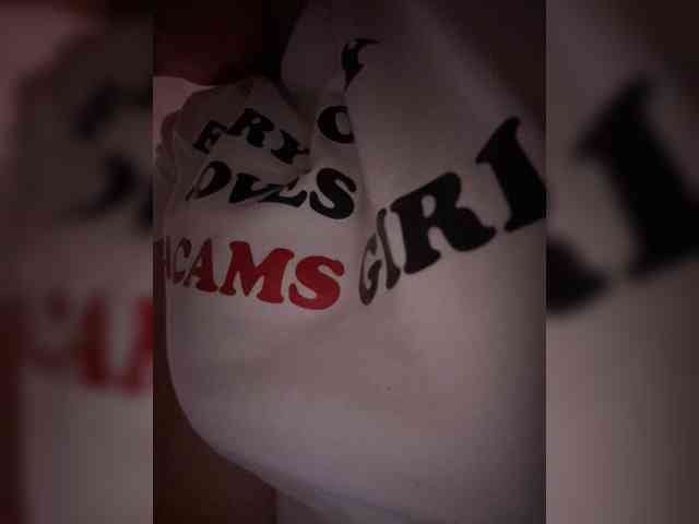 KRISTINCHERRY webcam