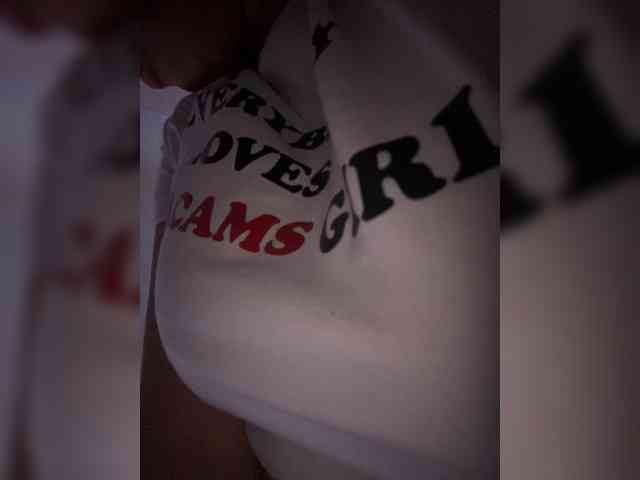 KRISTINCHERRY webcam