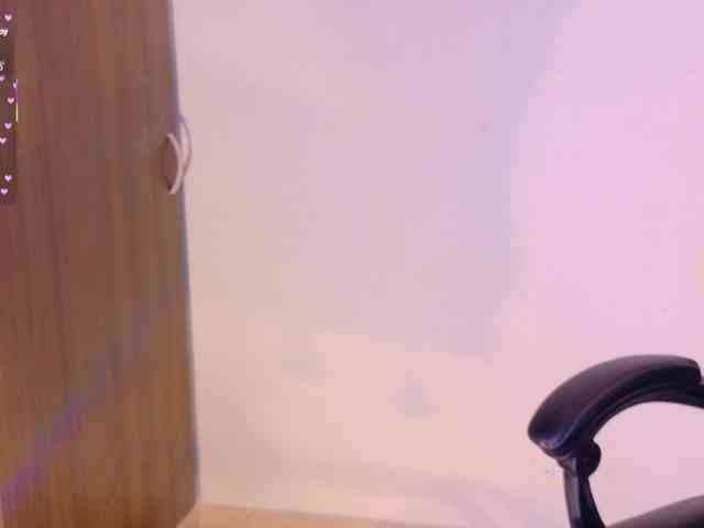 KRISTINCHERRY webcam