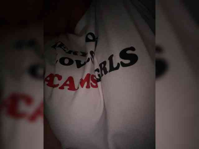 KRISTINCHERRY webcam