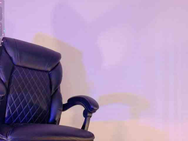 KRISTINCHERRY Live Webcam on BongaCams