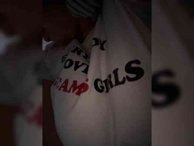 KRISTINCHERRY webcam