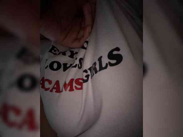 KRISTINCHERRY webcam