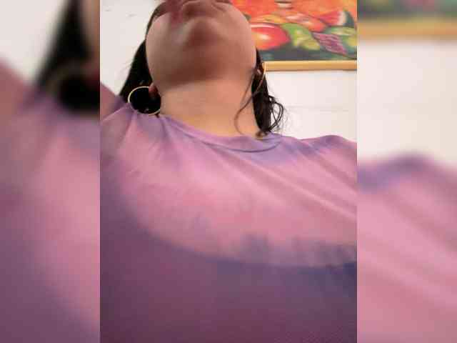 KRISTINCHERRY webcam