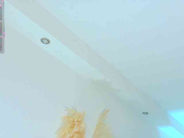 striptease cam KRISTINCHERRY
