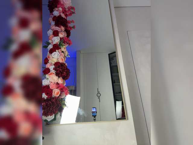 Adel9 live webcam show