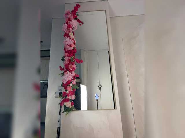 Adel9's BongaCams profile