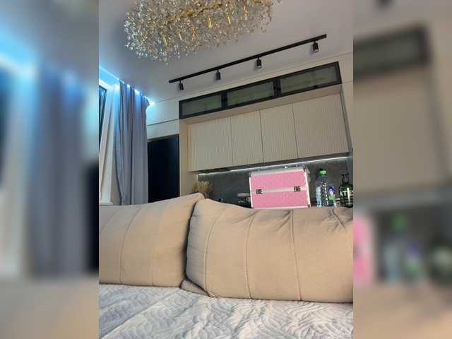 Adel9's BongaCams profile