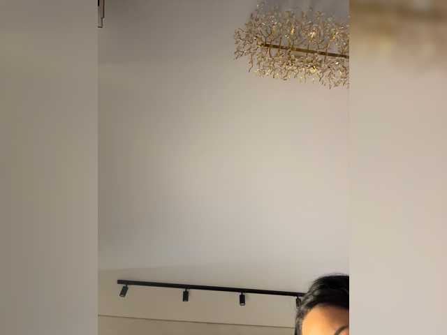 Adel9 live cam