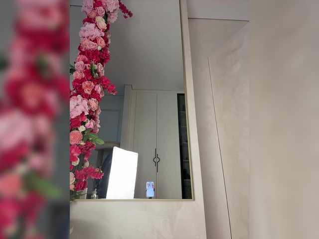 Adel9's BongaCams profile