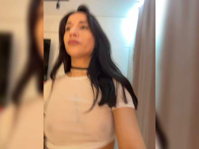 Adel9 live cam and statistics on UnifiedCams