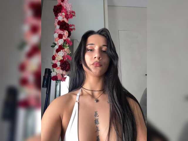Live трансляция Adel9 - slutnetki.online