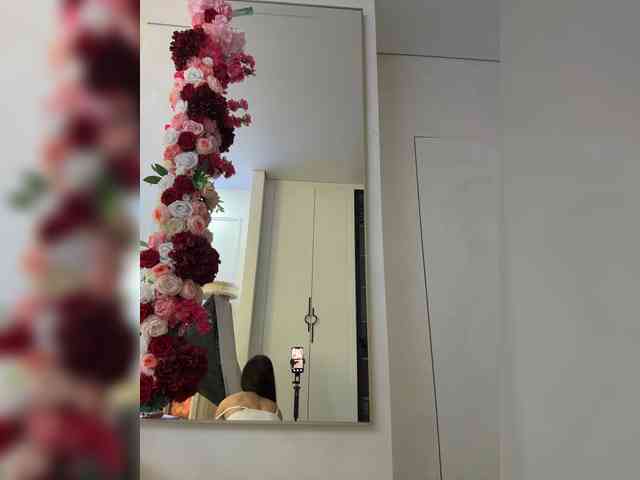 Adel9 Live Webcam on BongaCams