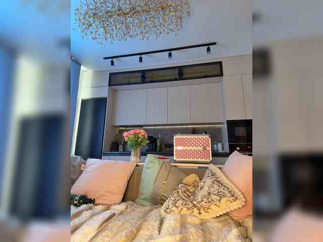 Adel9