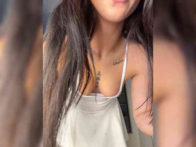 Adel9 Live Webcam on BongaCams