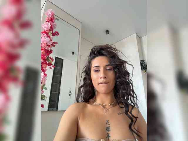 Adel9 webcam