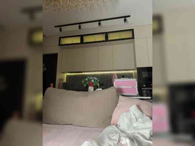 adel9's live room