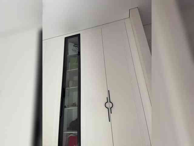 Adel9 webcam