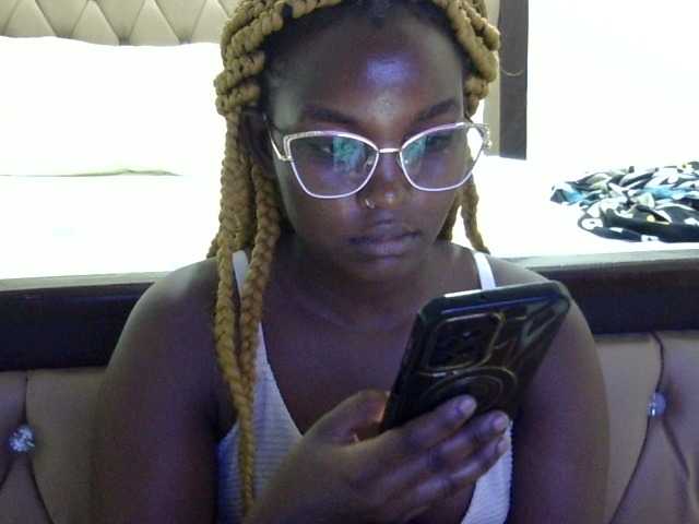 BabyAfrica live cam on BongaCams