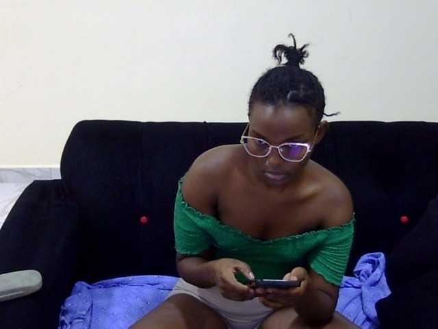 BabyAfrica live cam on BongaCams