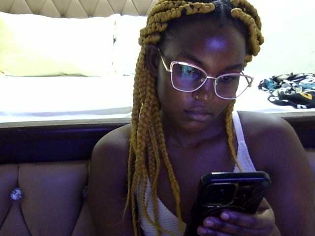 BabyAfrica live cam on BongaCams