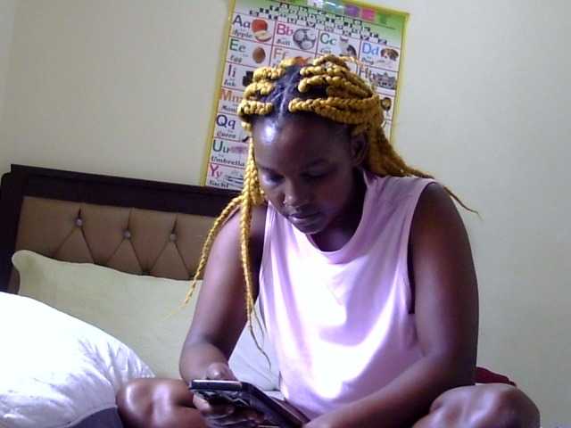 BabyAfrica live on BongaCams