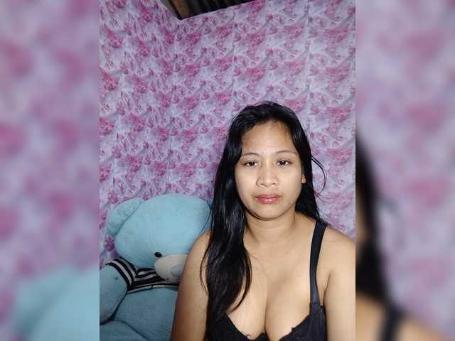 Belle18 live webcam show