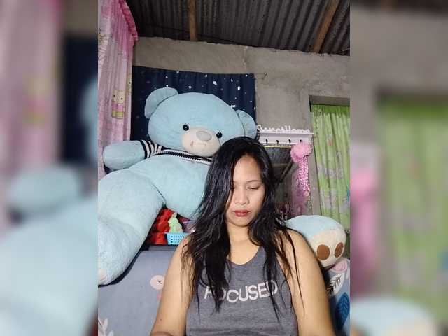 Belle18 live cam on BongaCams