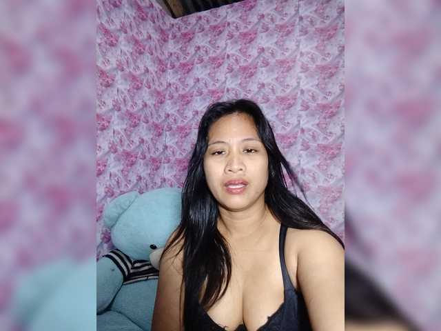 Belle18 live webcam show