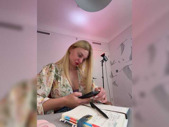 PolinaS live cam on BongaCams