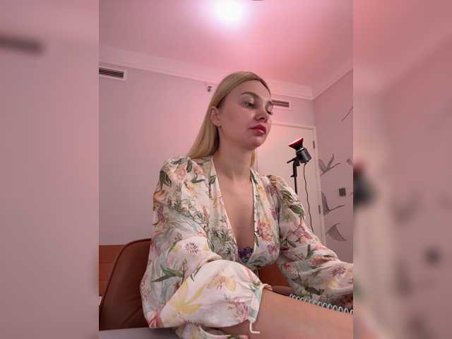 PolinaS live cam on BongaCams