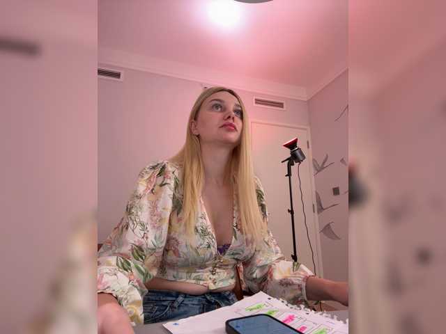 PolinaS live cam on BongaCams