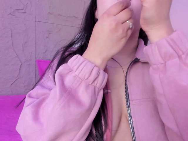 Malu live cam on BongaCams