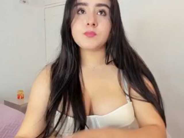 Malu live cam on BongaCams