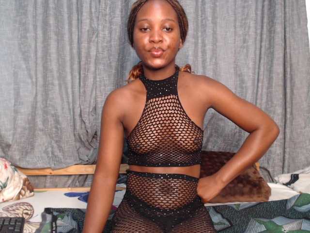 LadyDiva69 live cam on BongaCams