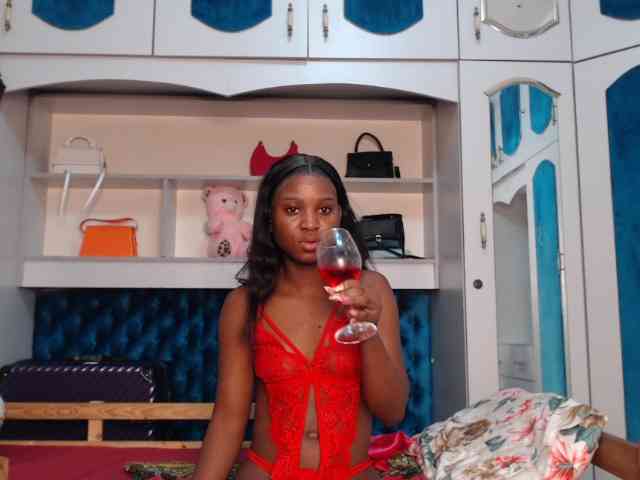 LadyDiva69 webcam