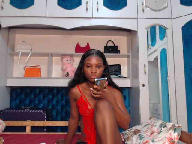 LadyDiva69 webcam