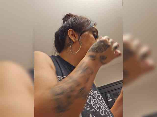 Blaze_Onn1 webcam