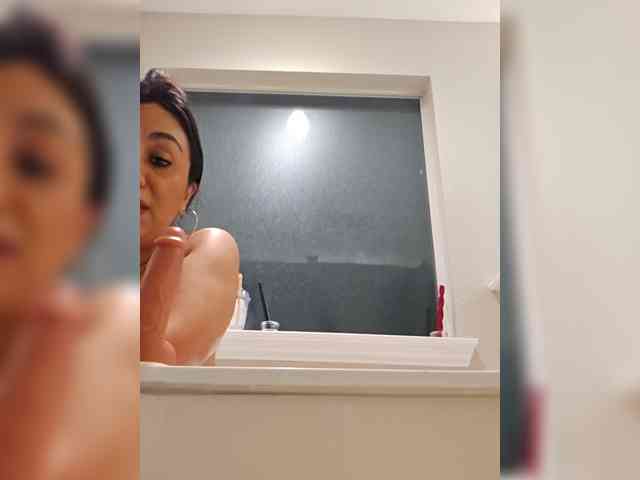 Blaze_Onn webcam