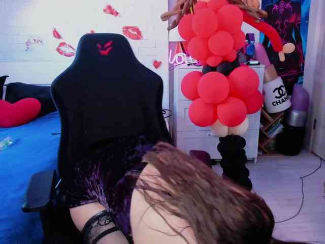 BaddNikky webcam