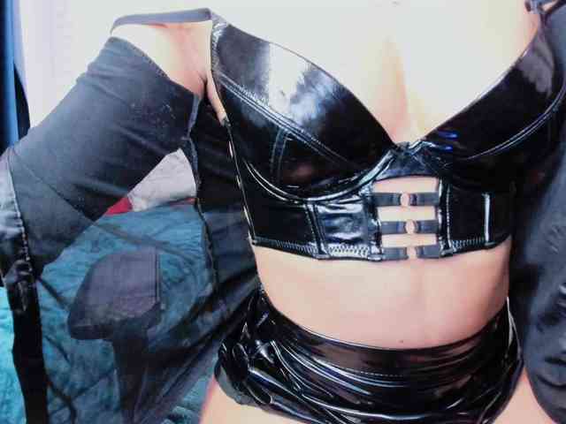 BaddNikky webcam