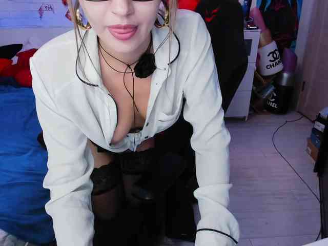 BaddNikky webcam