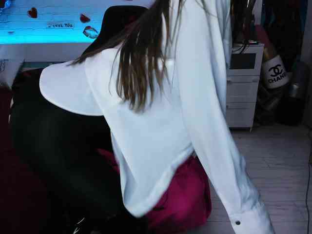 BaddNikky webcam