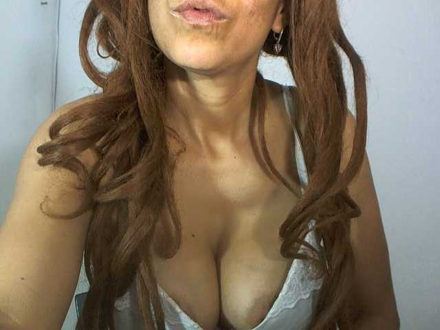 angesexyfull live cam on BongaCams