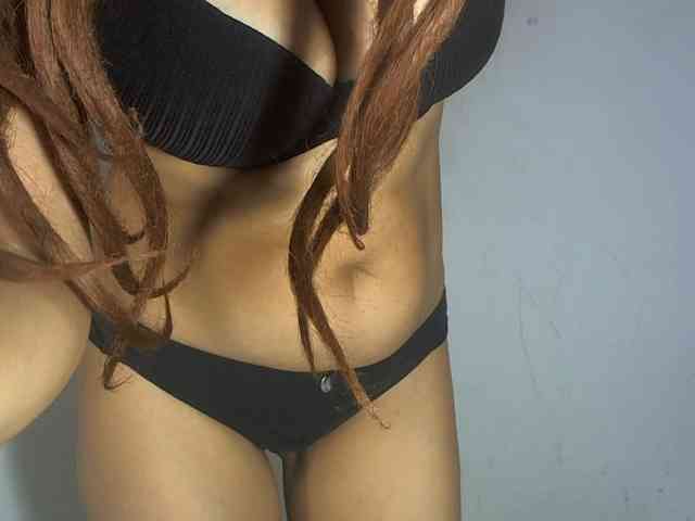 angesexyfull Live Webcam on BongaCams